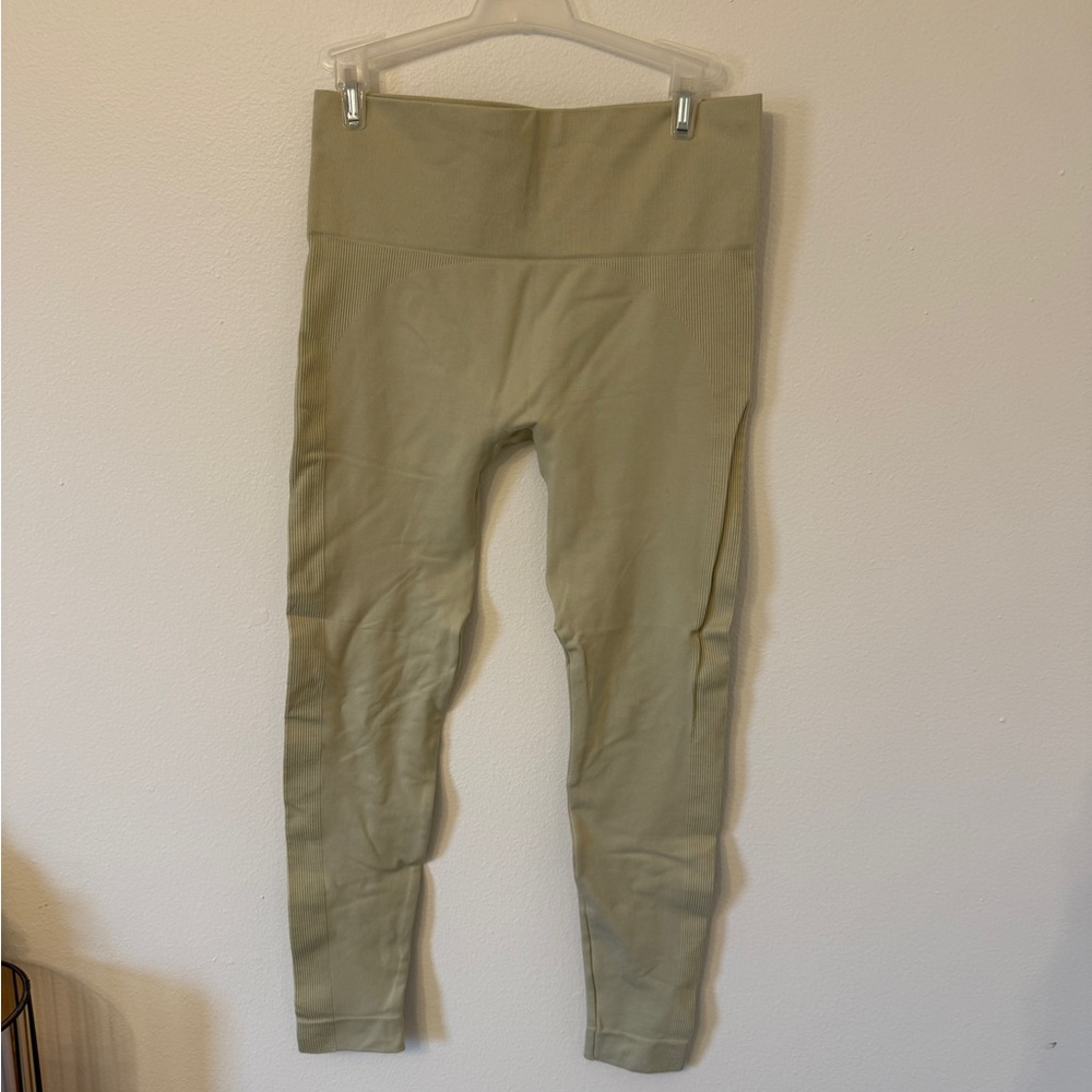 SET Active Oatmilk Sculptflex Leggings